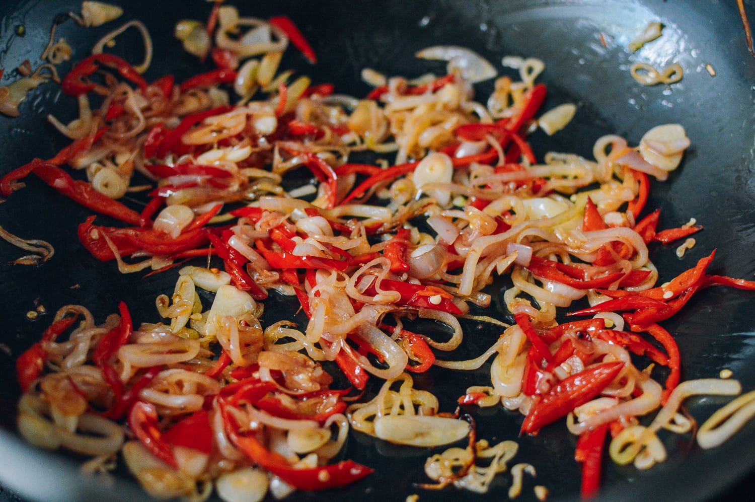 Thai Basil Chicken, by bmeteor.aiodimecu.cf