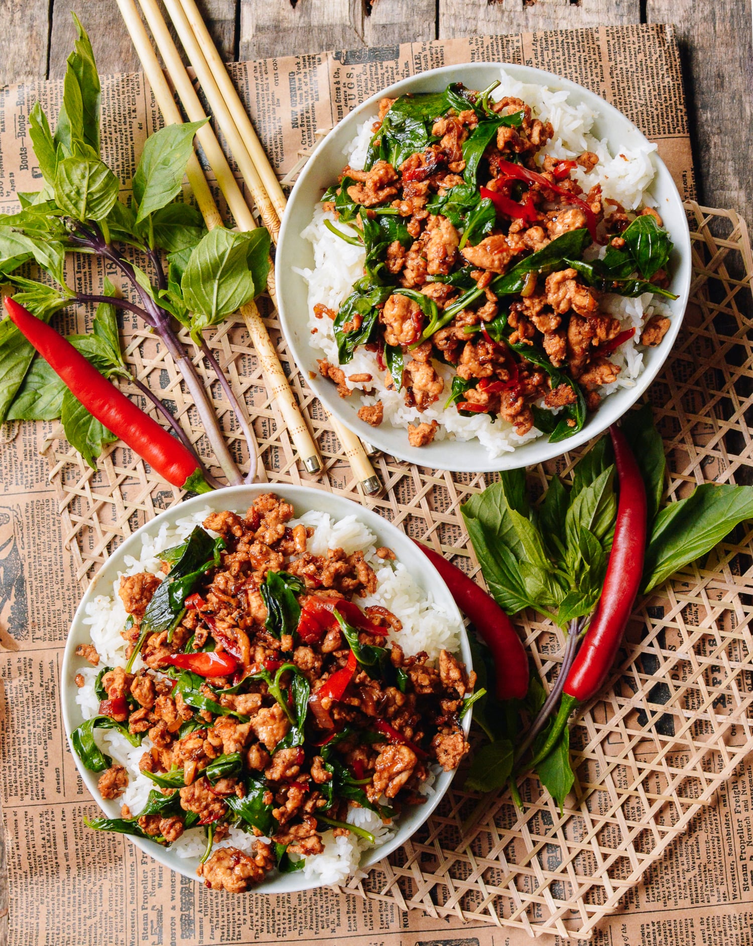 Thai Basil Chicken, by bmeteor.aiodimecu.cf