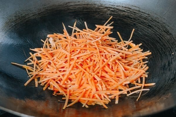 Caramelized Soy Sauce Noodles with Sweet Potato & Mushrooms, by bmeteor.aiodimecu.cf