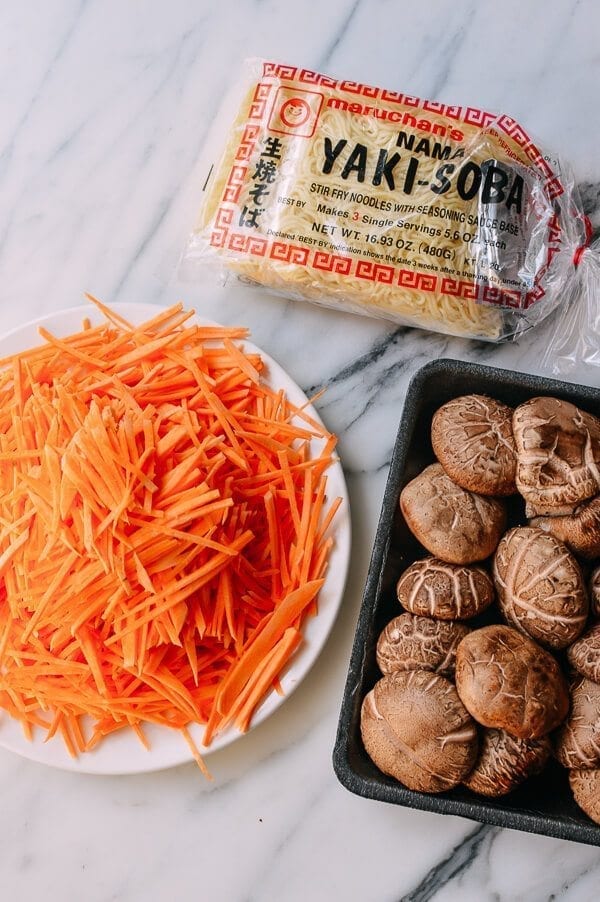 Caramelized Soy Sauce Noodles with Sweet Potato & Mushrooms, by bmeteor.aiodimecu.cf