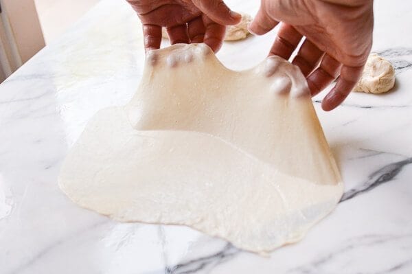 lifting thin oiled dough, by bmeteor.aiodimecu.cf