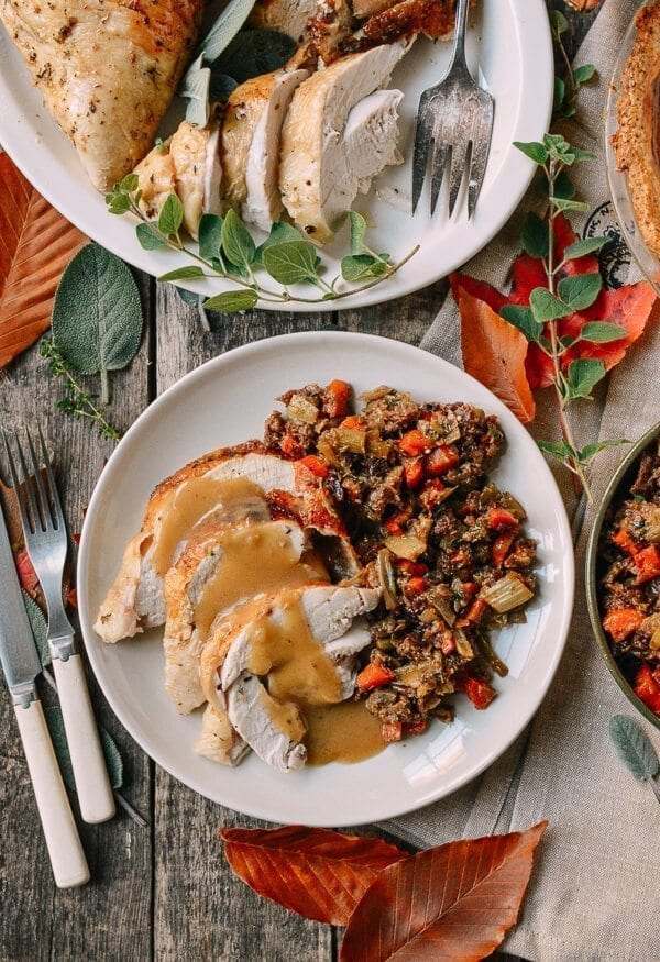 Herb Roasted Turkey Breast with Stovetop Stuffing, by bmeteor.aiodimecu.cf