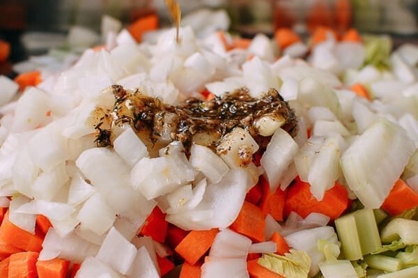 Herb Roasted Turkey Breast with Stovetop Stuffing, by bmeteor.aiodimecu.cf