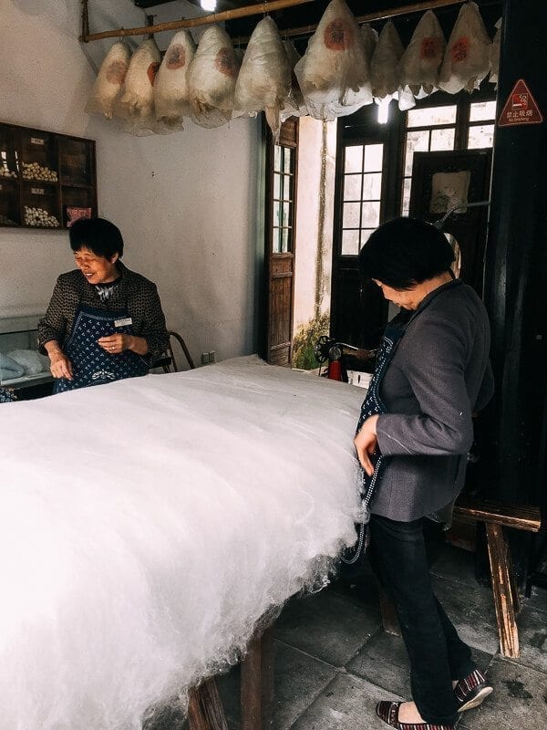 Wuzhen Silk Workshop, by bmeteor.aiodimecu.cf