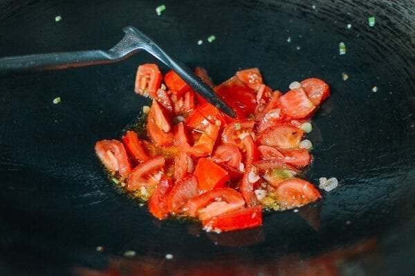 10-Minute Tomato Egg Drop Noodle Soup, by bmeteor.aiodimecu.cf