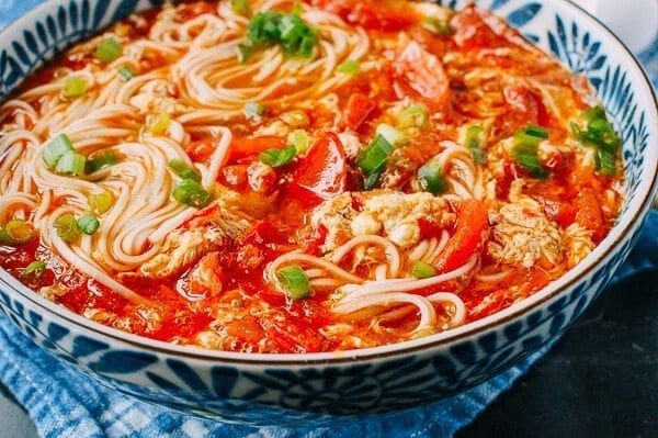 10-Minute Tomato Egg Drop Noodle Soup, by bmeteor.aiodimecu.cf