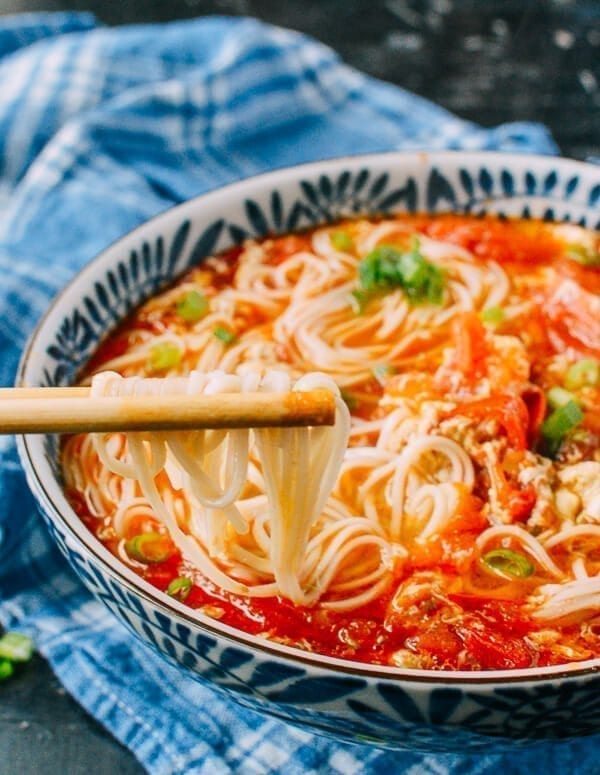 10-Minute Tomato Egg Drop Noodle Soup, by bmeteor.aiodimecu.cf
