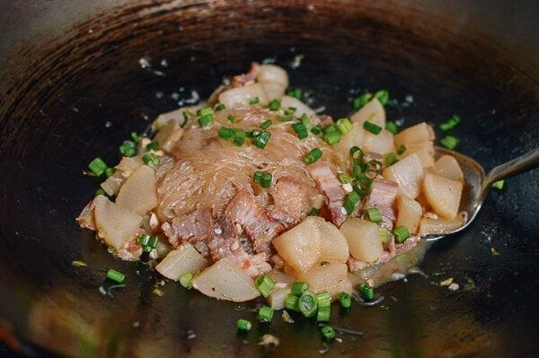 Braised Daikon with Salted Pork & Glass Noodles, by bmeteor.aiodimecu.cf