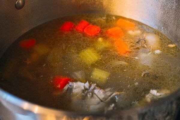 A 2-Part Recipe: Roast Chicken & Stock, by bmeteor.aiodimecu.cf