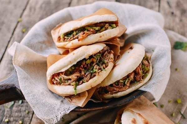 Chinese Hamburger, Rou Jia Mo 肉夹馍, by bmeteor.aiodimecu.cf