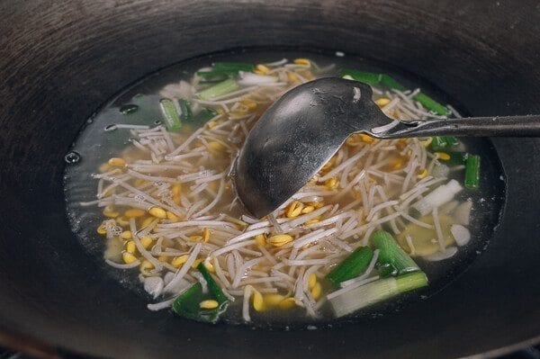 Sichuan Boiled Fish (Shui Zhu Yu, 水煮鱼), by bmeteor.aiodimecu.cf