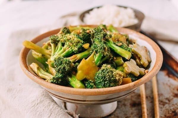 Takeout-Style Broccoli with Garlic Sauce, by bmeteor.aiodimecu.cf