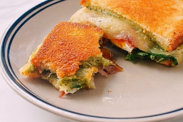Green Eggs & Ham Grilled Cheese, by bmeteor.aiodimecu.cf