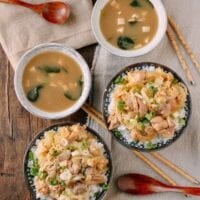 Oyakodon (Japanese Chicken & Egg Rice Bowls), by bmeteor.aiodimecu.cf