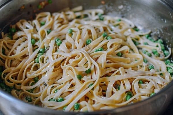 Salmon Pasta with Green Goddess Pesto, by bmeteor.aiodimecu.cf