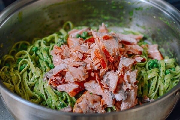 Salmon Pasta with Green Goddess Pesto, by bmeteor.aiodimecu.cf