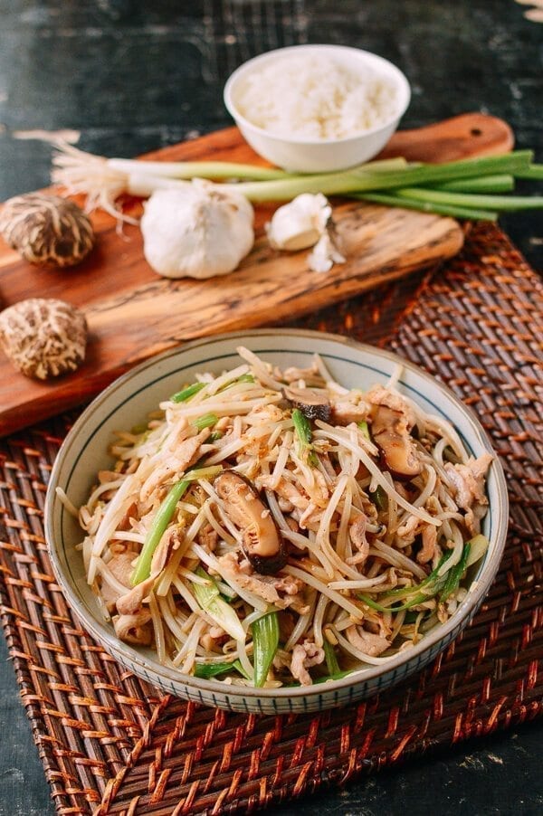 Chicken and Bean Sprouts, by bmeteor.aiodimecu.cf