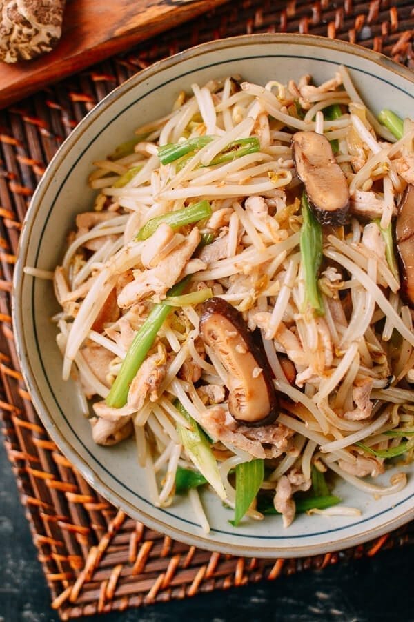 Chicken and Bean Sprouts, by bmeteor.aiodimecu.cf