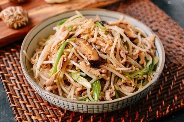 Chicken and Bean Sprouts, by bmeteor.aiodimecu.cf