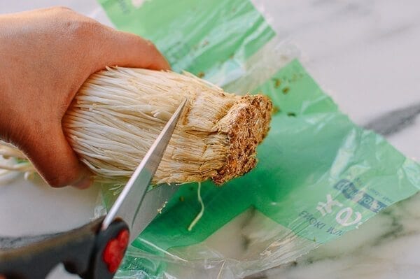 Enoki Mushrooms with Garlic & Scallion Sauce, by bmeteor.aiodimecu.cf