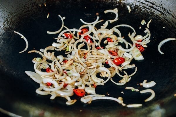 Thai Chicken Stir-fry with Basil & Mint, by bmeteor.aiodimecu.cf
