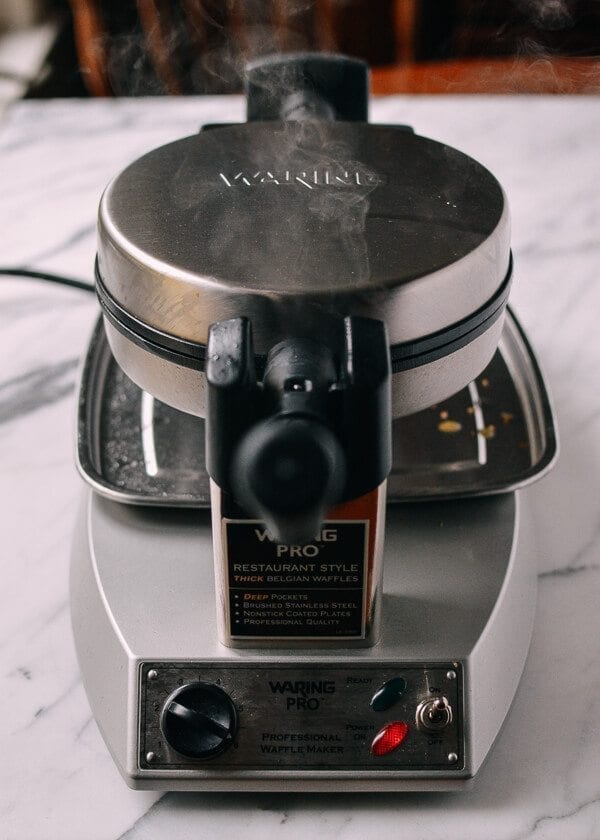 Waring Waffle Iron, by bmeteor.aiodimecu.cf