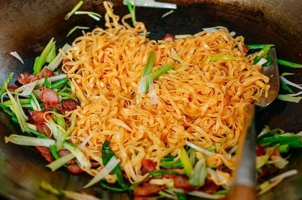 Bacon & Scallion Egg Noodle Stir-fry, by bmeteor.aiodimecu.cf