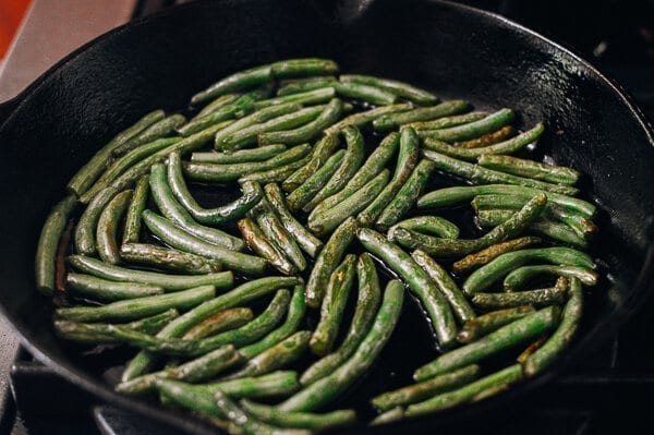 Gan Bian Si Ji Dou - Sichuan Dry Fried String Beans, by bmeteor.aiodimecu.cf