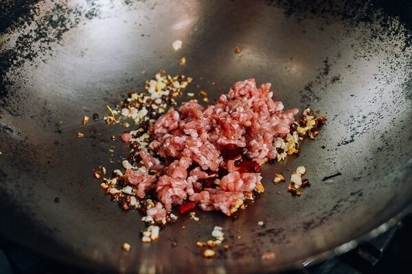 Gan Bian Si Ji Dou - Sichuan Dry Fried String Beans, by bmeteor.aiodimecu.cf