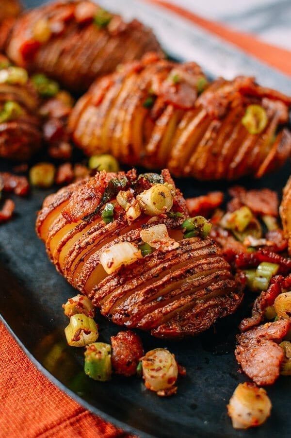 Crispy Hasselback Potatoes with Spicy Bacon Scallion Relish, by bmeteor.aiodimecu.cf
