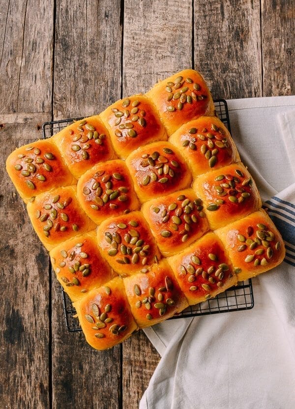 Pumpkin Dinner Rolls, by bmeteor.aiodimecu.cf