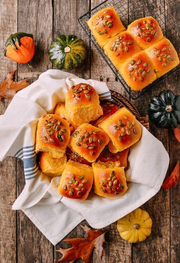 Pumpkin Dinner Rolls, by bmeteor.aiodimecu.cf