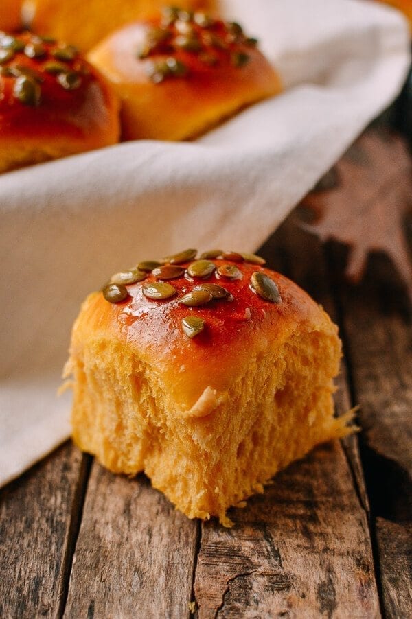 Pumpkin Dinner Rolls, by bmeteor.aiodimecu.cf