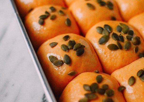 Pumpkin Dinner Rolls, by bmeteor.aiodimecu.cf