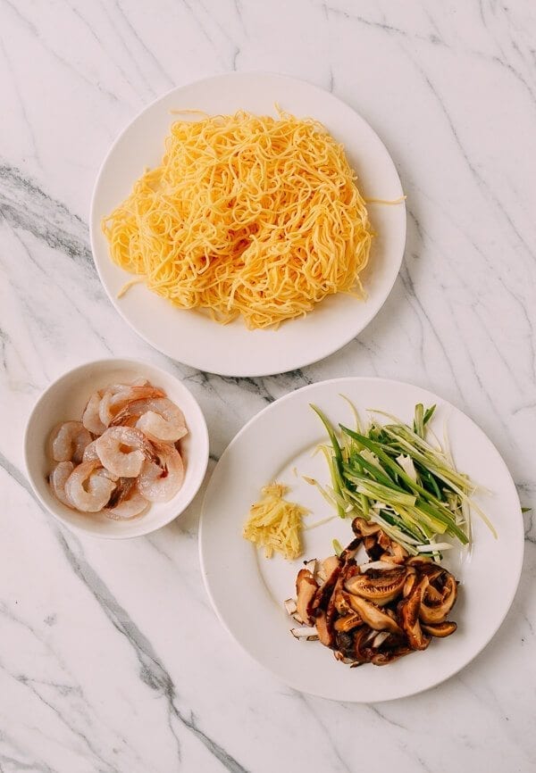 Hong Kong Style Shrimp Chow Mein Noodles, by bmeteor.aiodimecu.cf