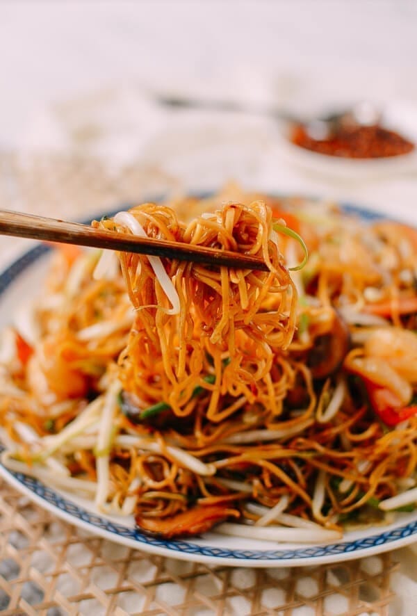 Hong Kong Style Shrimp Chow Mein Noodles, by bmeteor.aiodimecu.cf