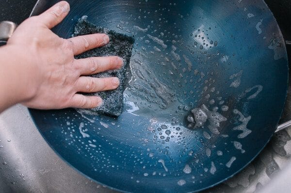 How to Season a Wok and Daily Wok Care by bmeteor.aiodimecu.cf
