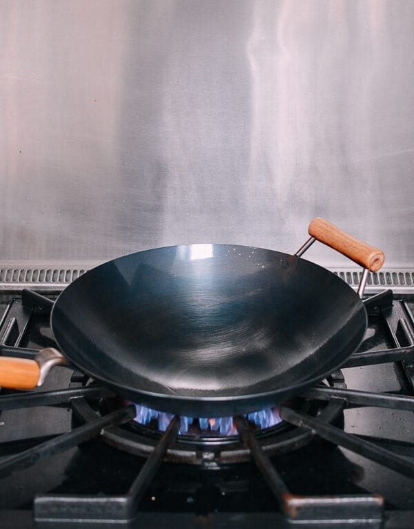 How to Season a Wok and Daily Wok Care by bmeteor.aiodimecu.cf