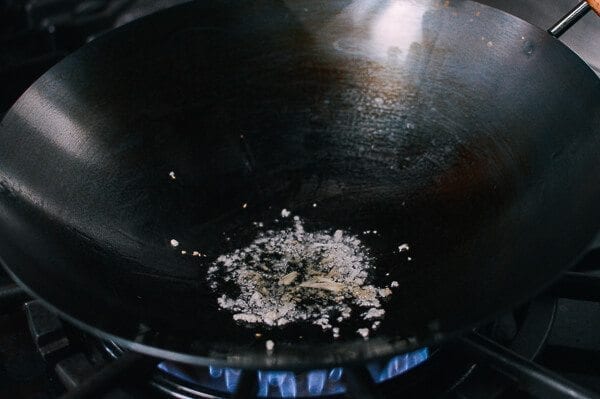 How to Season a Wok and Daily Wok Care by bmeteor.aiodimecu.cf