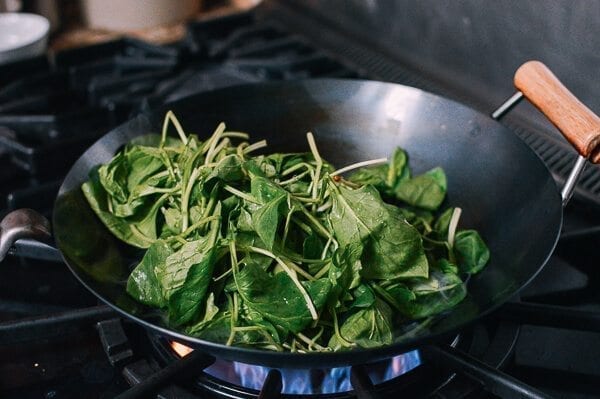 How to Season a Wok and Daily Wok Care by bmeteor.aiodimecu.cf