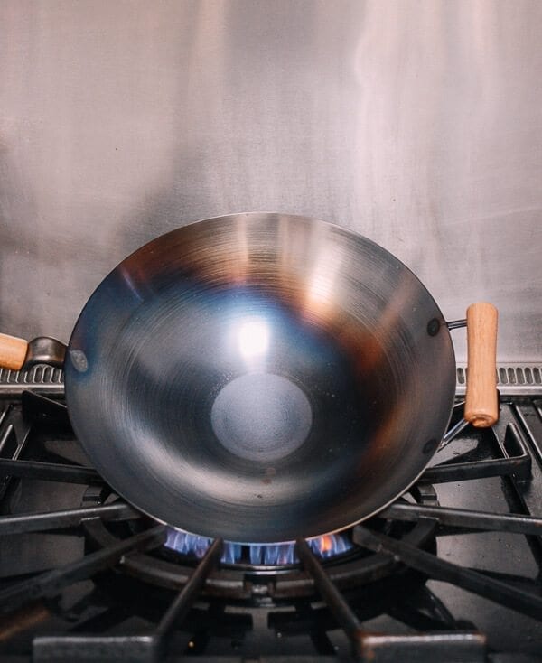 How to Season a Wok and Daily Wok Care by bmeteor.aiodimecu.cf