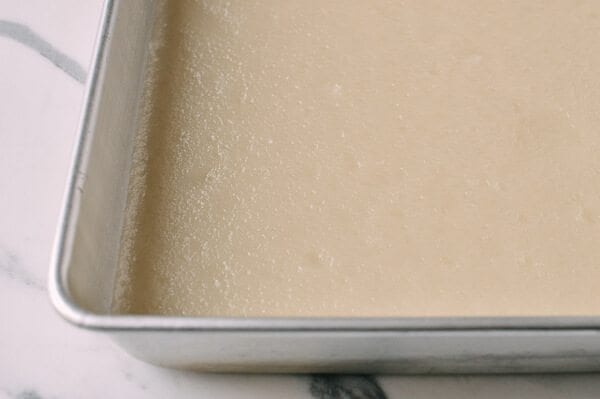 Coconut Peanut Mochi (糯米糍), by bmeteor.aiodimecu.cf