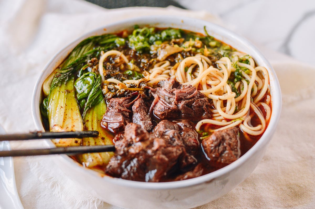 Taiwanese Beef Noodle Soup (Instant Pot), by bmeteor.aiodimecu.cf