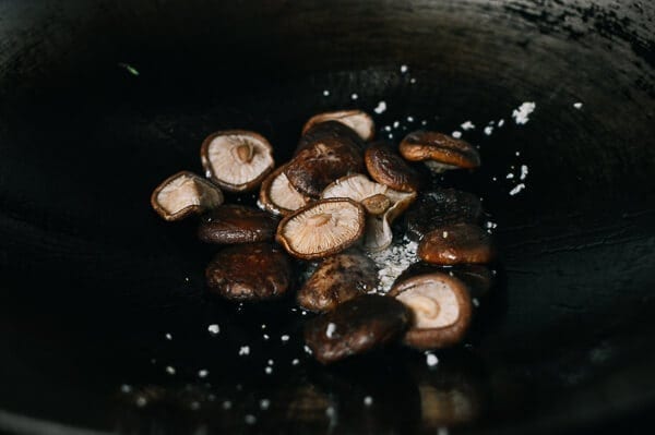 Braised Chinese Mushrooms with Bok Choy, by bmeteor.aiodimecu.cf