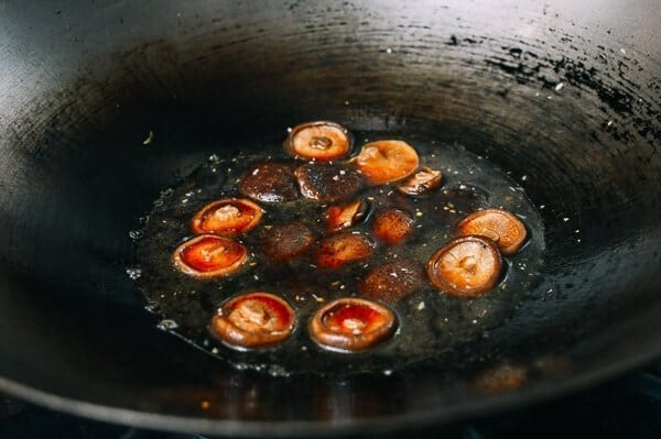 Braised Chinese Mushrooms with Bok Choy, by bmeteor.aiodimecu.cf