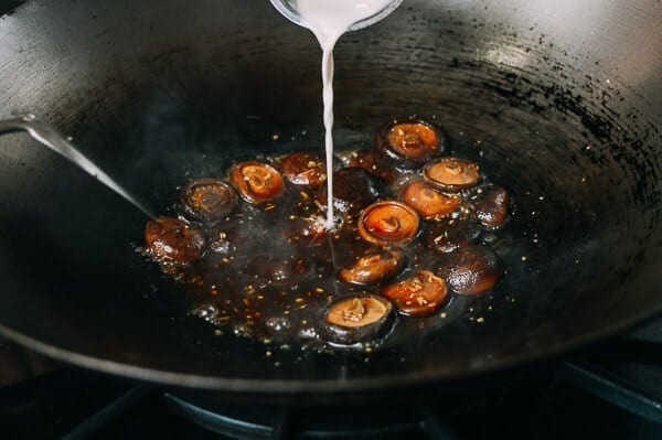 Braised Chinese Mushrooms with Bok Choy, by bmeteor.aiodimecu.cf