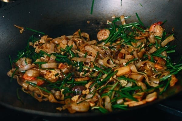 Char Kway Teow Malaysian Stir-fried Rice Noodles, by bmeteor.aiodimecu.cf