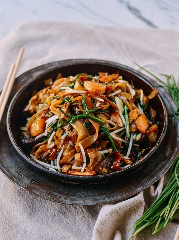 Char Kway Teow Malaysian Stir-fried Rice Noodles, by bmeteor.aiodimecu.cf