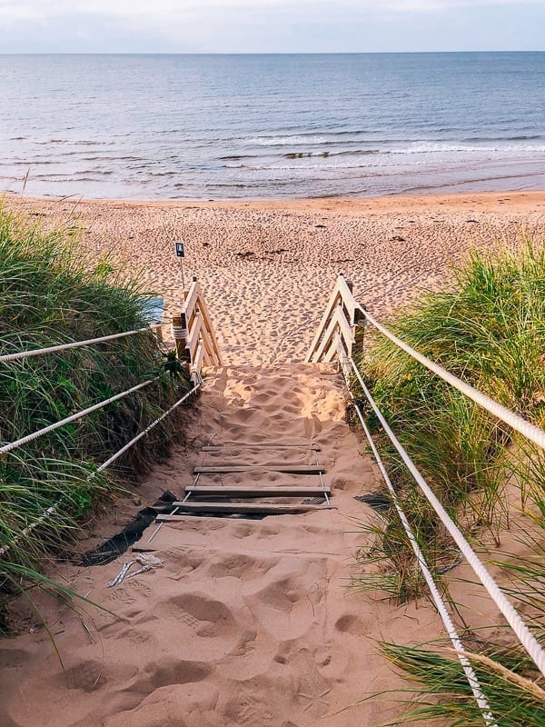 Prince Edward Island Canada - Red Cliffs and Potatoes by bmeteor.aiodimecu.cf