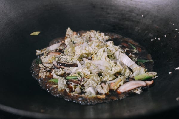 Saucy Beef Chow Ho Fun Noodles, by bmeteor.aiodimecu.cf
